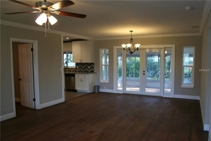 Property Photo: 1430 Rose Street FL 33756