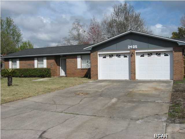 Property Photo:  2405 Petty Drive  FL 32444 