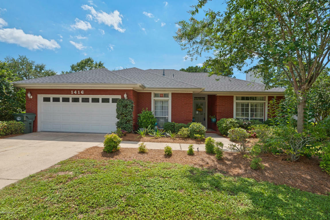 Property Photo: 1416 Inverness Road FL 32444
