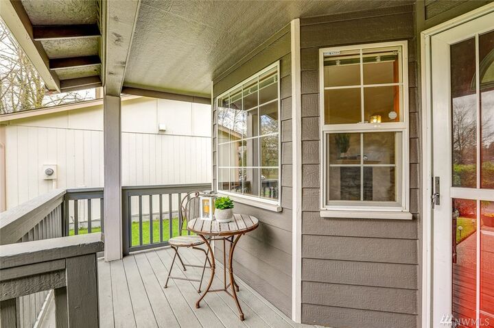 Property Photo:  8410 E Sherwood St  WA 98445 