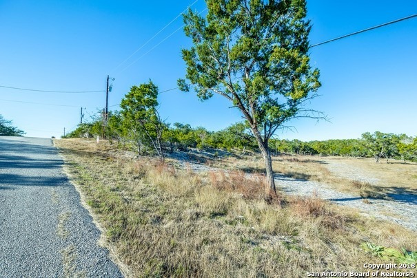 Property Photo: 1775 Silver Hills Dr TX 78006