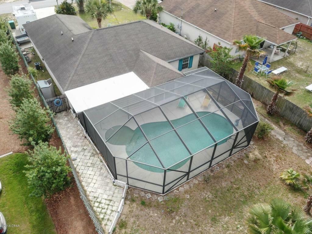 Property Photo: 98 Fernwood Street FL 32407