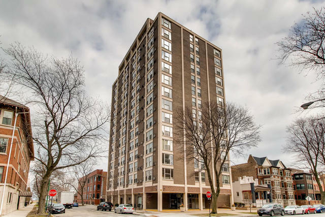 Property Photo:  5401 Hyde Park Boulevard 1304  IL 60615 