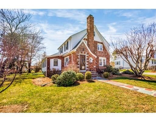 Property Photo:  30 Saint James  MA 01545 