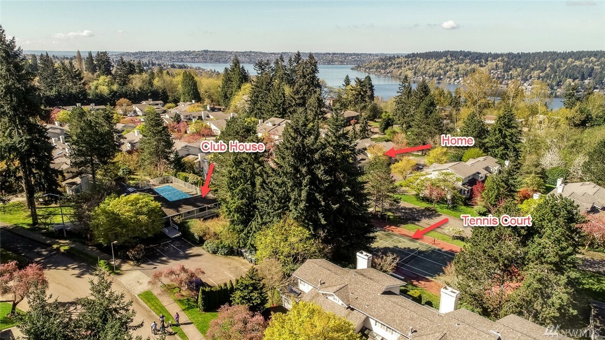 Property Photo: 6617 113th Place SE WA 98006