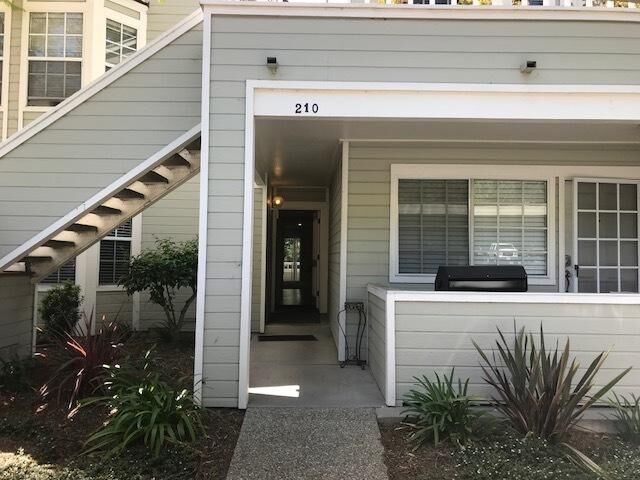 Property Photo: 7606 Hollister 210 CA 93117