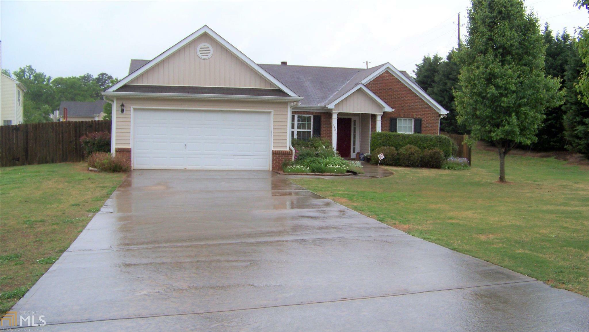 Property Photo:  1431 Solomon Dr  GA 30680 