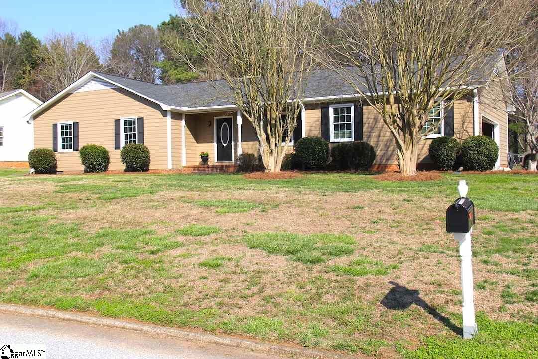 Property Photo:  408 Harness Trail  SC 29681