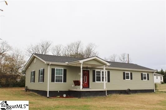 Property Photo:  150 Leslie Lane  SC 29301 