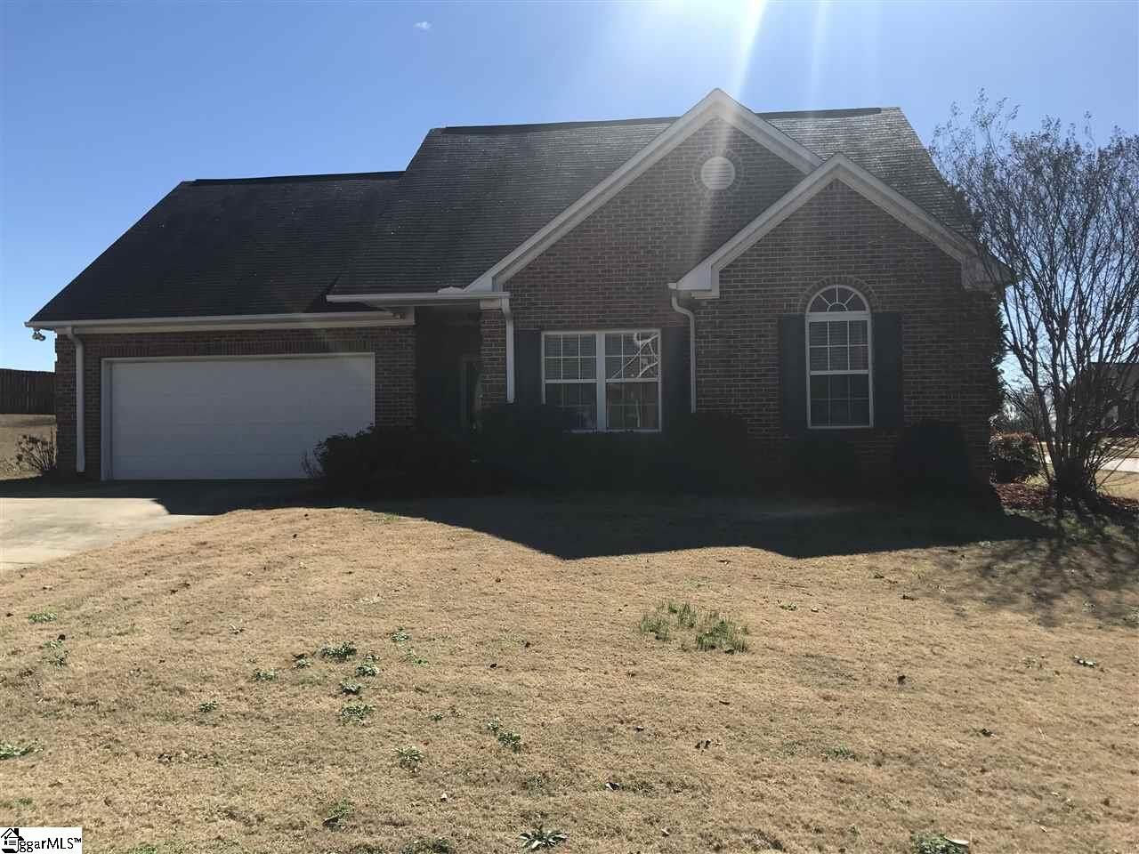 Property Photo:  302 N Sweetwater Hills  SC 29369 