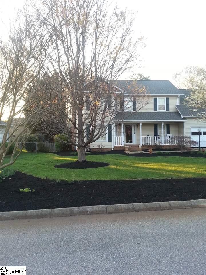 Property Photo:  116 Atherton Way  SC 29650-4142