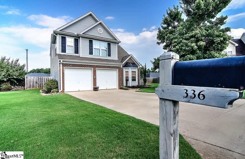 Property Photo:  336 E Rustling Leaves Lane  SC 29376 