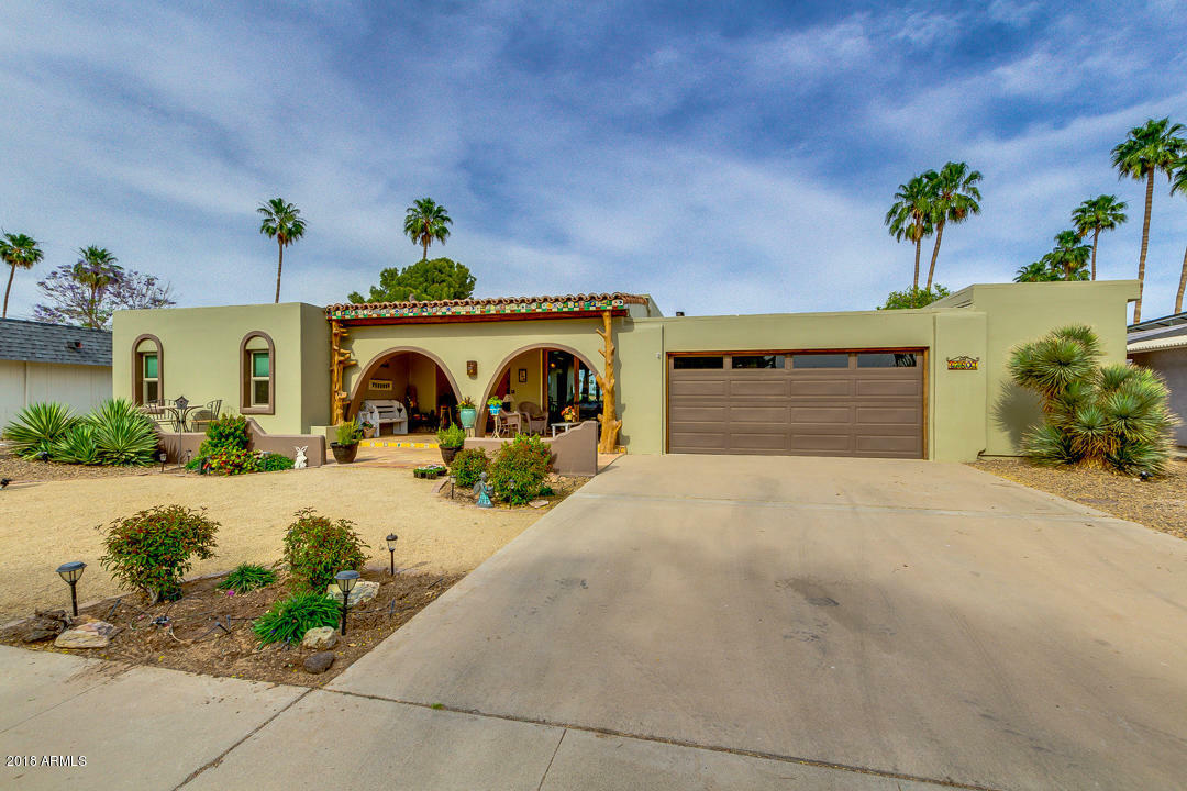 Property Photo:  13807 N Crown Point  AZ 85351 