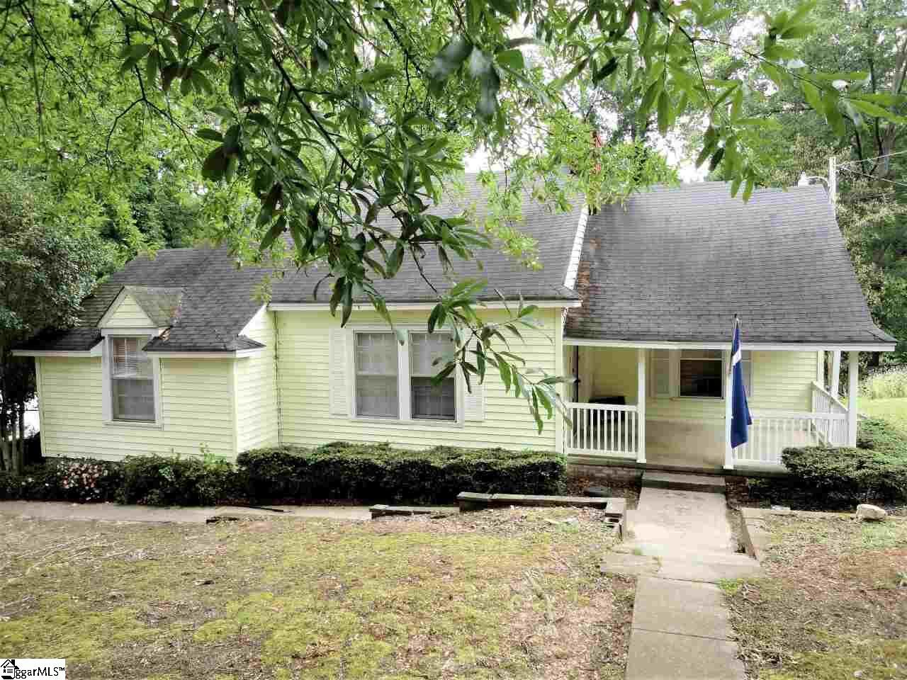 Property Photo:  105 Maplebrook Street  SC 29360 