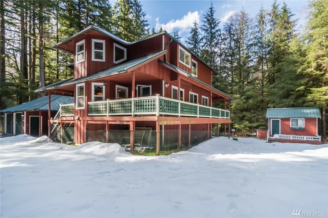Property Photo: 35713 Mountain Loop Hwy WA 98252