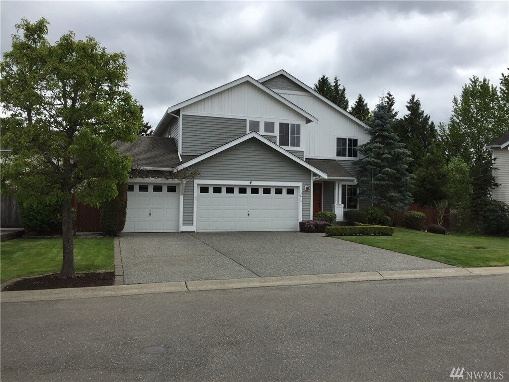 Property Photo: 13813 50th Avenue SE WA 98208