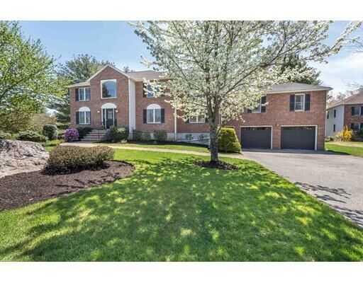 Property Photo:  18 Orchard Crossing  MA 01810 