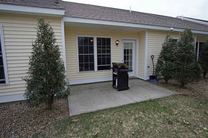 Property Photo:  28 Owens Drive 108  NH 03446 