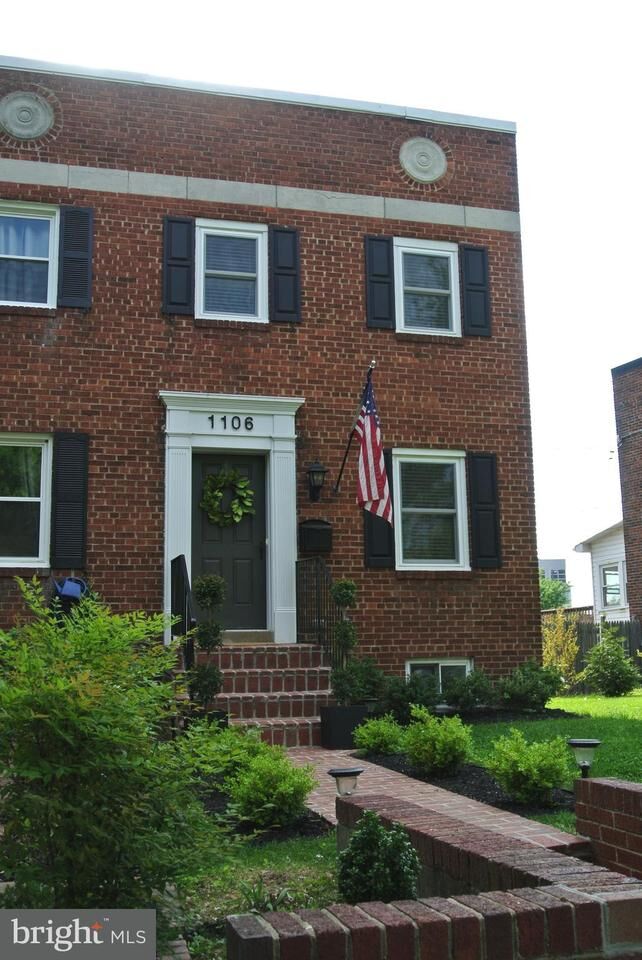 Property Photo:  1106 Colonial Avenue  VA 22314 