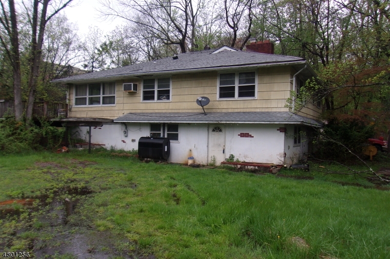 Property Photo: 130 Mathews Ave NJ 07457