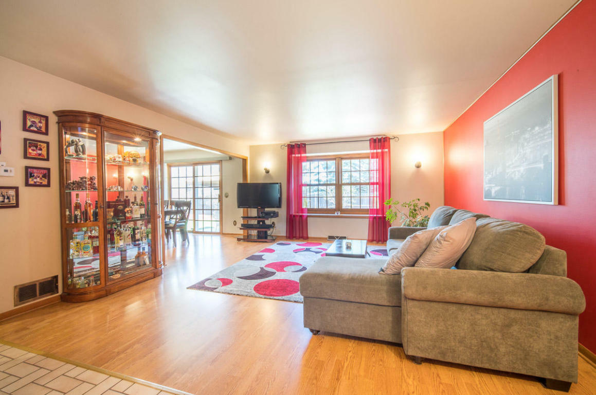 Property Photo: W72n1094 Hampton Ave WI 53012