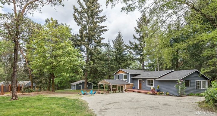 7422 SW 255th St  Vashon WA 98070 photo