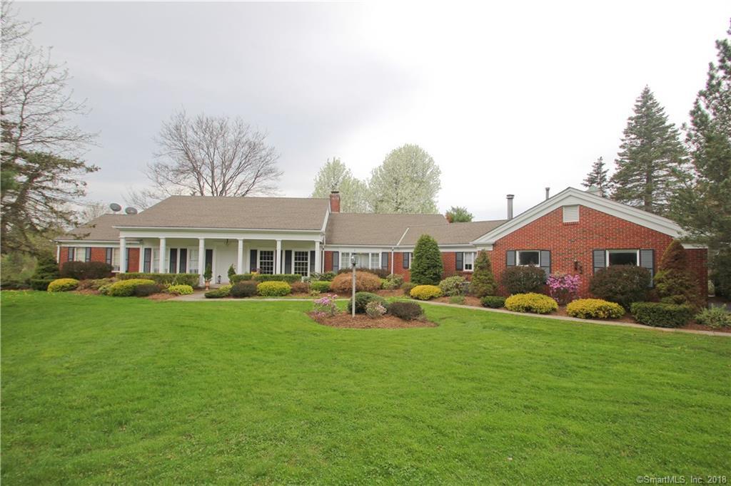 Property Photo:  931 North Street  CT 06078 