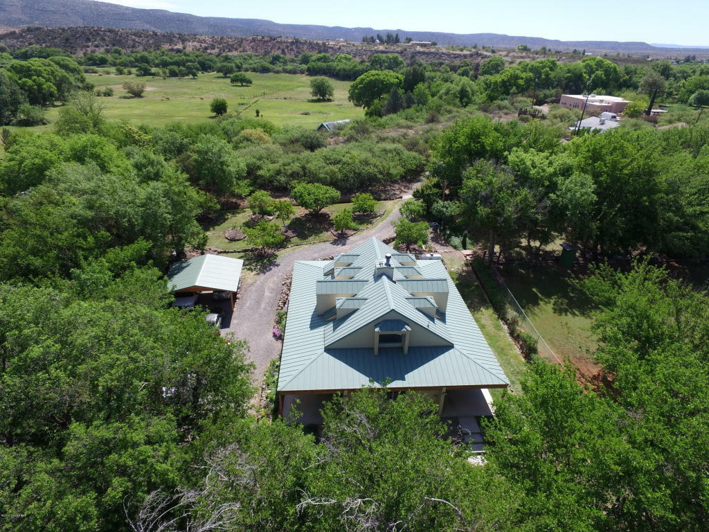 Property Photo:  111 N Old Pumphouse Rd  AZ 86325 