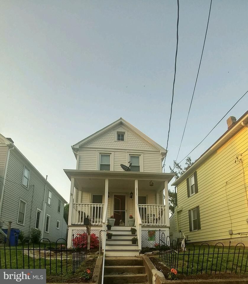 Property Photo: 211 B Street MD 21716