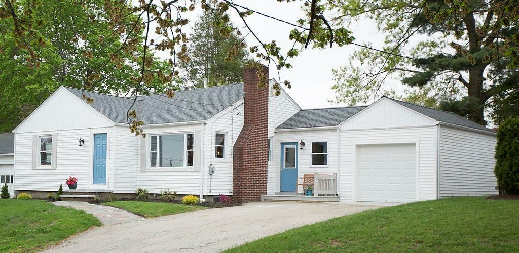 Property Photo:  28 Rangeley Rd  RI 02920 