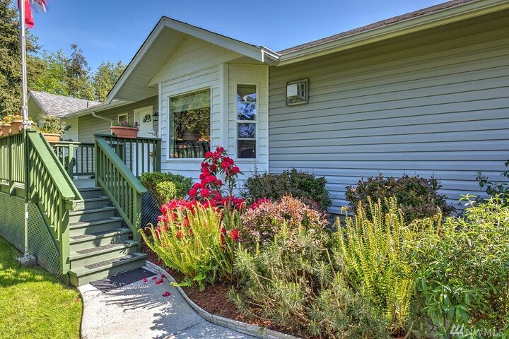 Property Photo: 2287 Williams Rd WA 98277