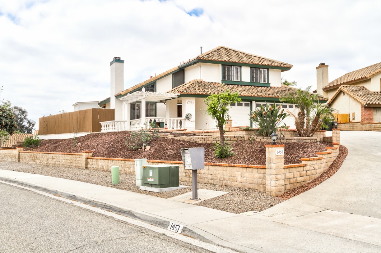 Property Photo: 1451 Borden Rd CA 92026