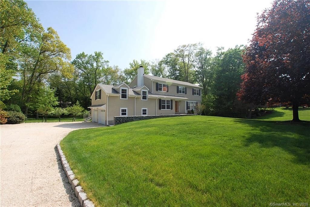 Property Photo: 17 Fireside Court CT 06850