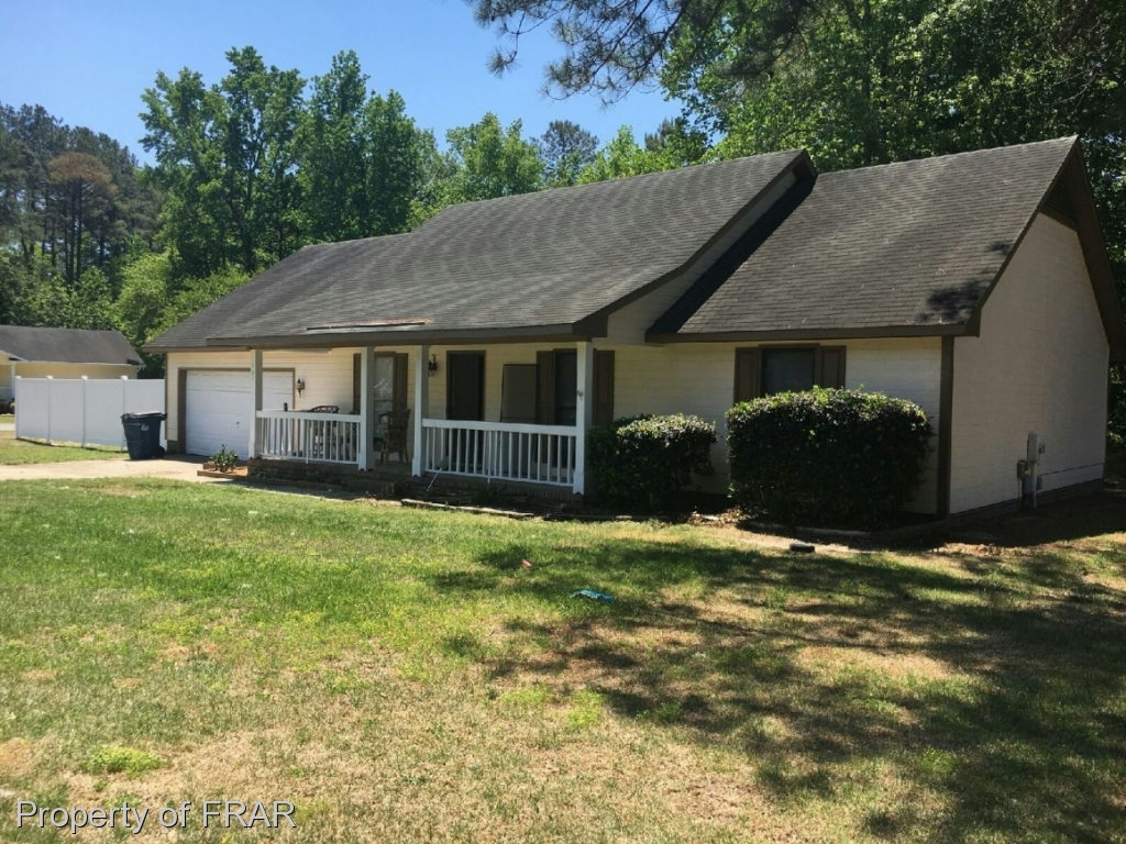 101 Whitechapel Lane  Raeford NC 28376 photo