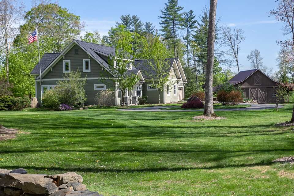 Property Photo: 8 Hooper And Deer Run Road NH 03608