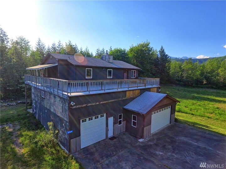 Property Photo: 8064 Ronald Ave WA 98237