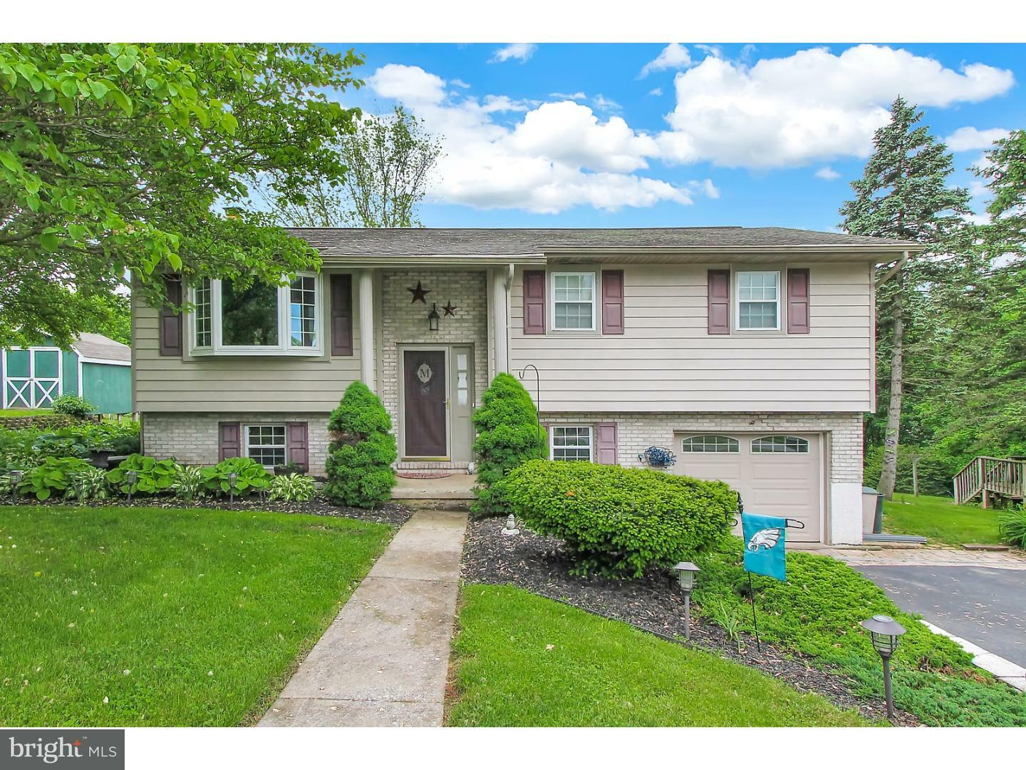 Property Photo: 512 E 6th Street PA 19508