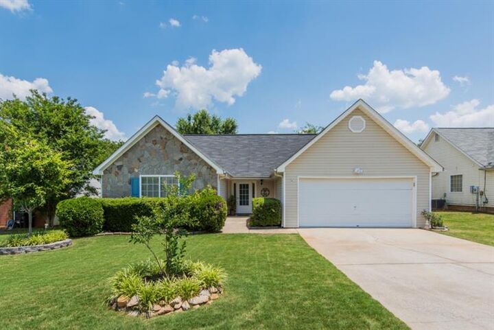 140 Plantation Boulevard  Stockbridge  30281 photo