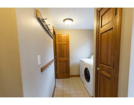 Property Photo: 14 Nottingham Circle MA 01520