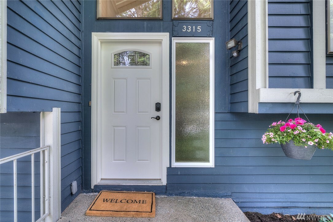 Property Photo: 3315 NE Arrowhead Dr WA 98311