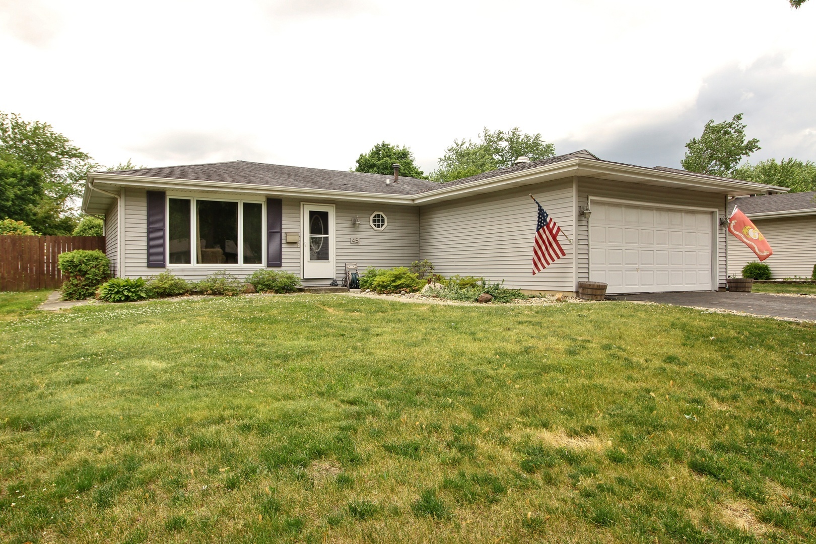 Property Photo:  45 Emery Drive  IL 60914 