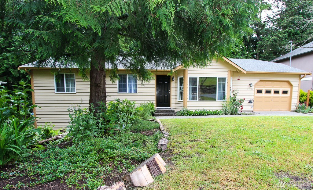 Property Photo:  22120 Veteran St NE  WA 98370 