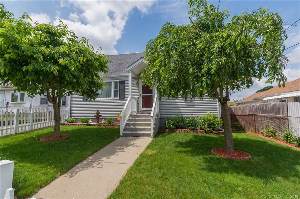 Property Photo:  2455 Madison Avenue  CT 06606 