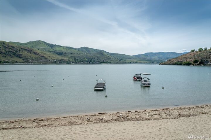 Property Photo:  104 Spader Bay Rd 42  WA 98816 