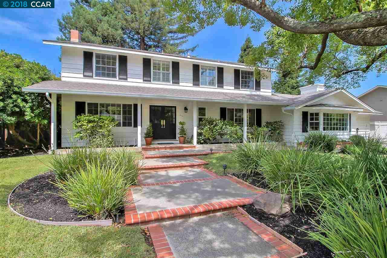 Property Photo: 813 Wiget Ln CA 94598