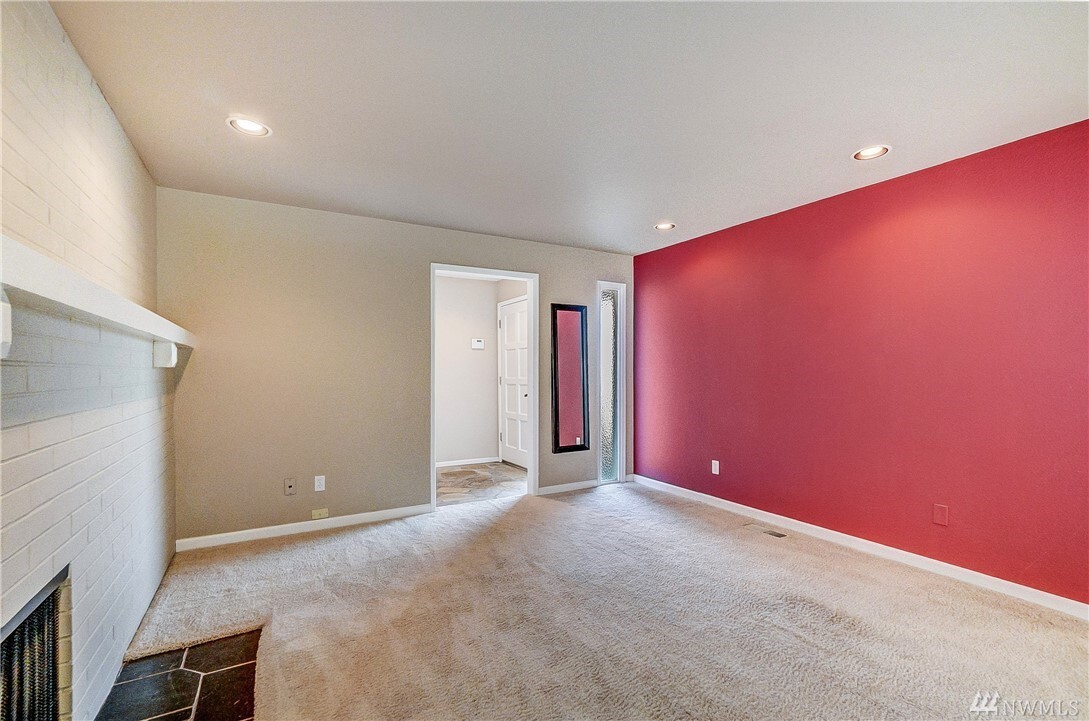 Property Photo: 1210 W Mount Dr WA 98466