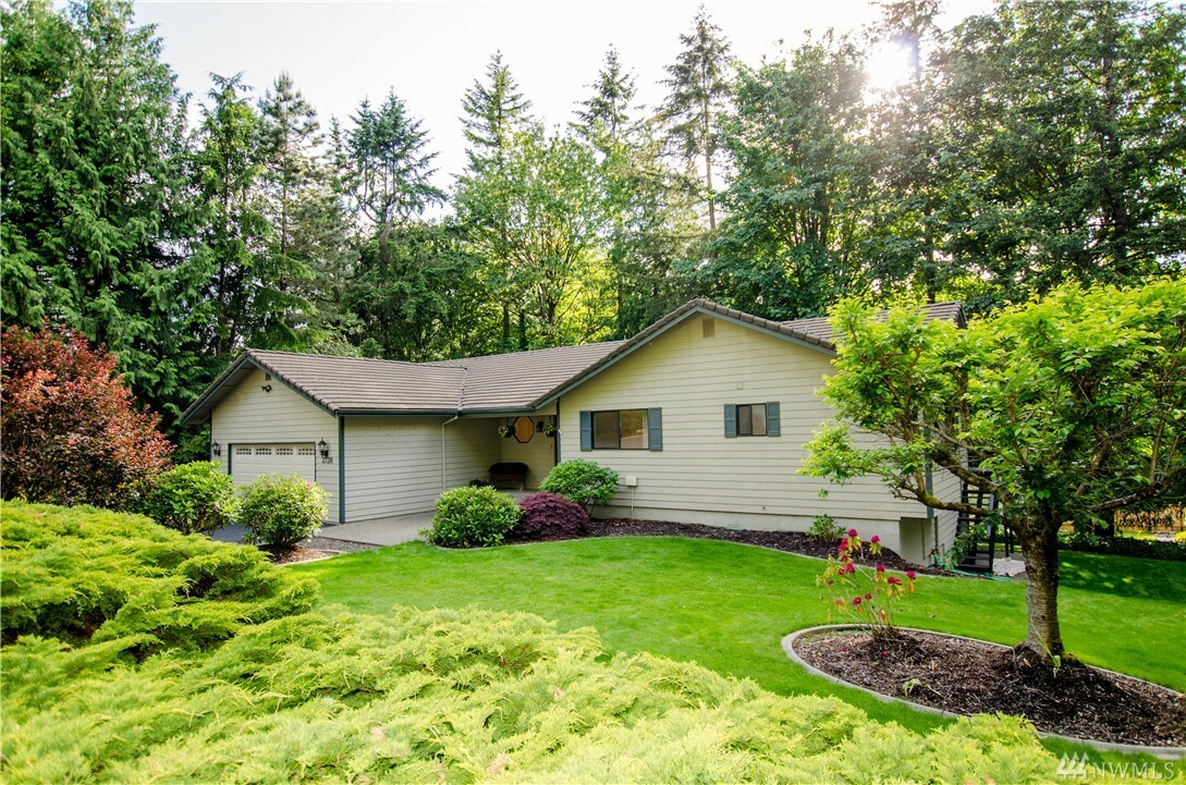 Property Photo:  2728 SE Arthur Ct  WA 98367 