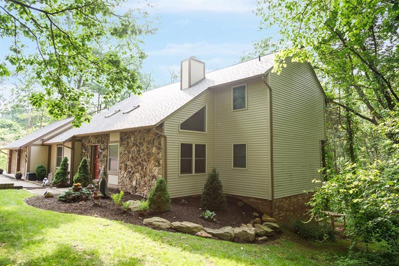 Property Photo: 271 Shafer Road PA 15108