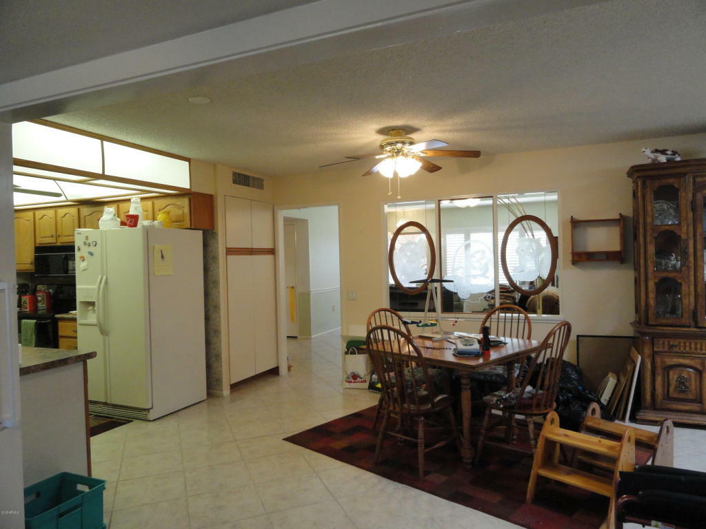 Property Photo:  9638 W Glen Oaks Circle N  AZ 85351 