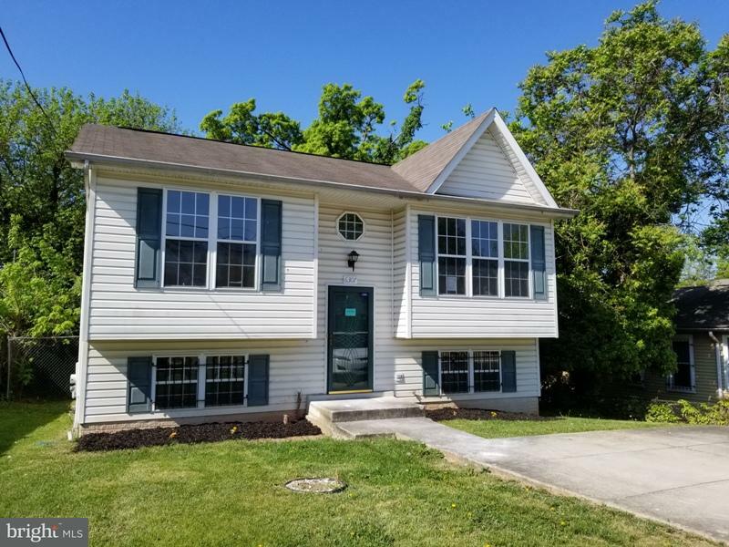 Property Photo:  6307 Foote Street  MD 20743 